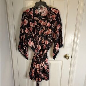 VS Secret Treasures Set , Elegant Black & Pink Rose Robe,Shorts& Camisole